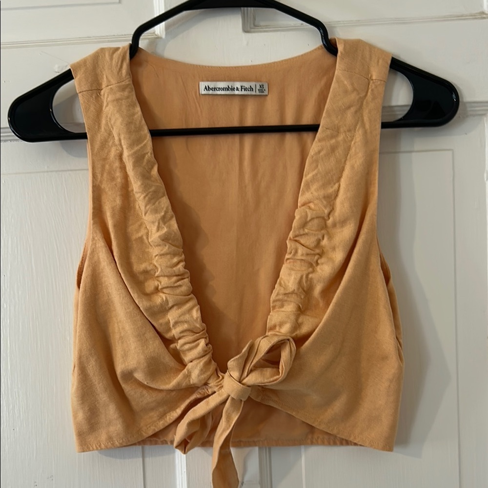 Abercrombie & Fitch Peach Tie-Front Ruched Crop Top